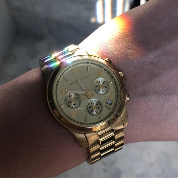 Gold Michael Kors Watch - Picture 4 of 8